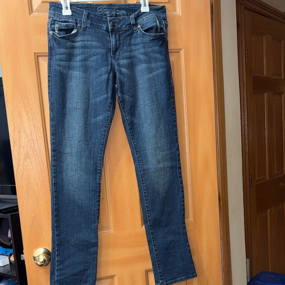 Trendy Delia’s Taylor Skinny Jeans🔥